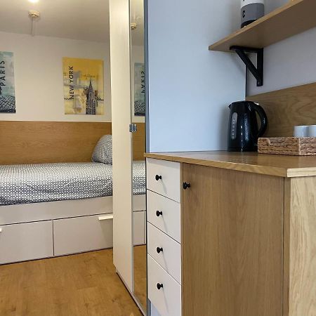 228 Cinderhill Road Appartement Nottingham Buitenkant foto