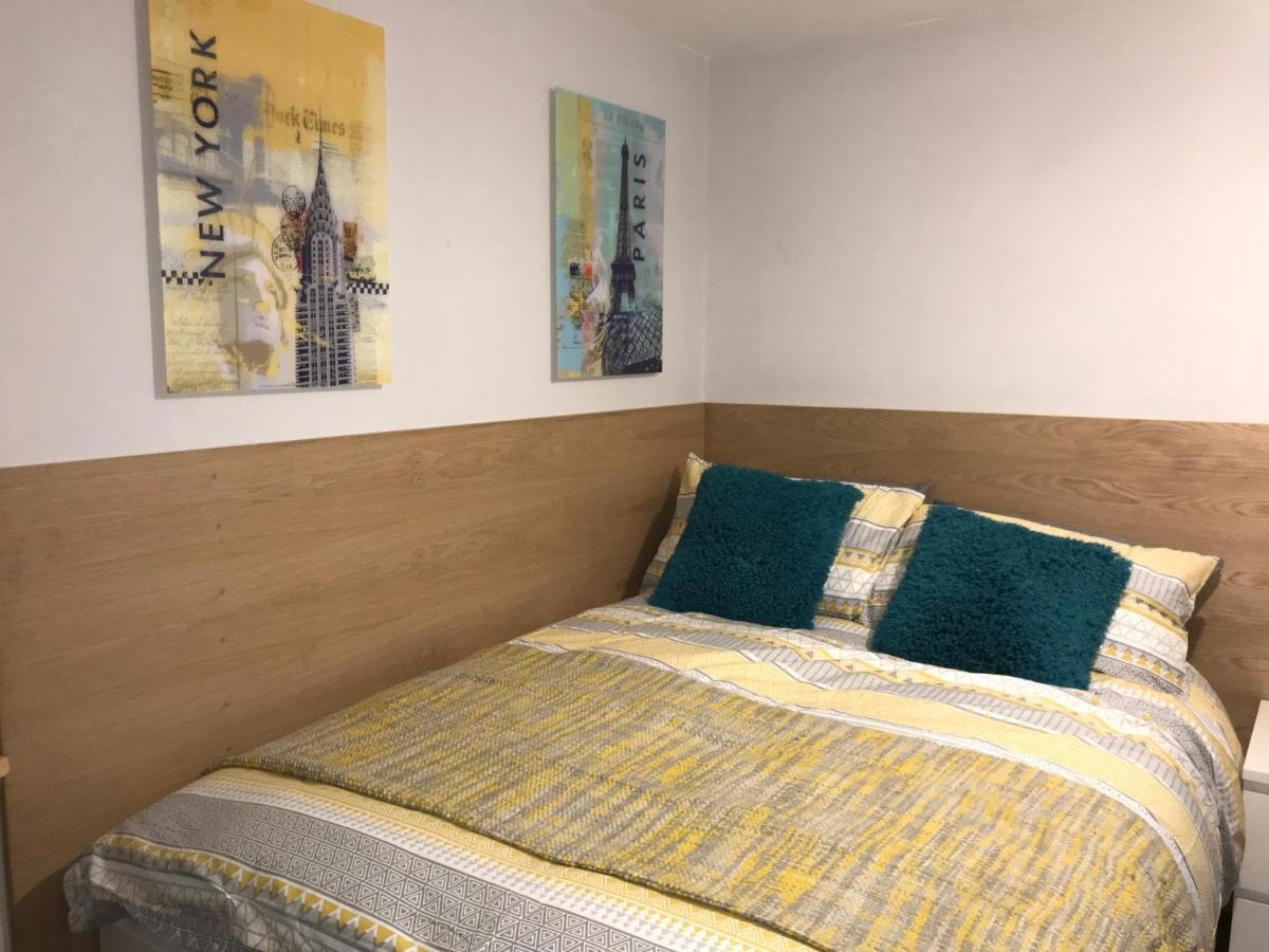 228 Cinderhill Road Appartement Nottingham Buitenkant foto
